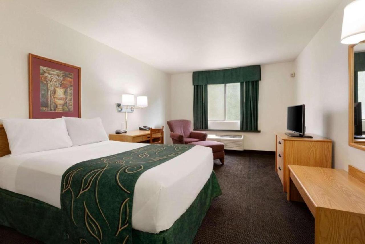Travelodge By Wyndham Hermiston Bagian luar foto
