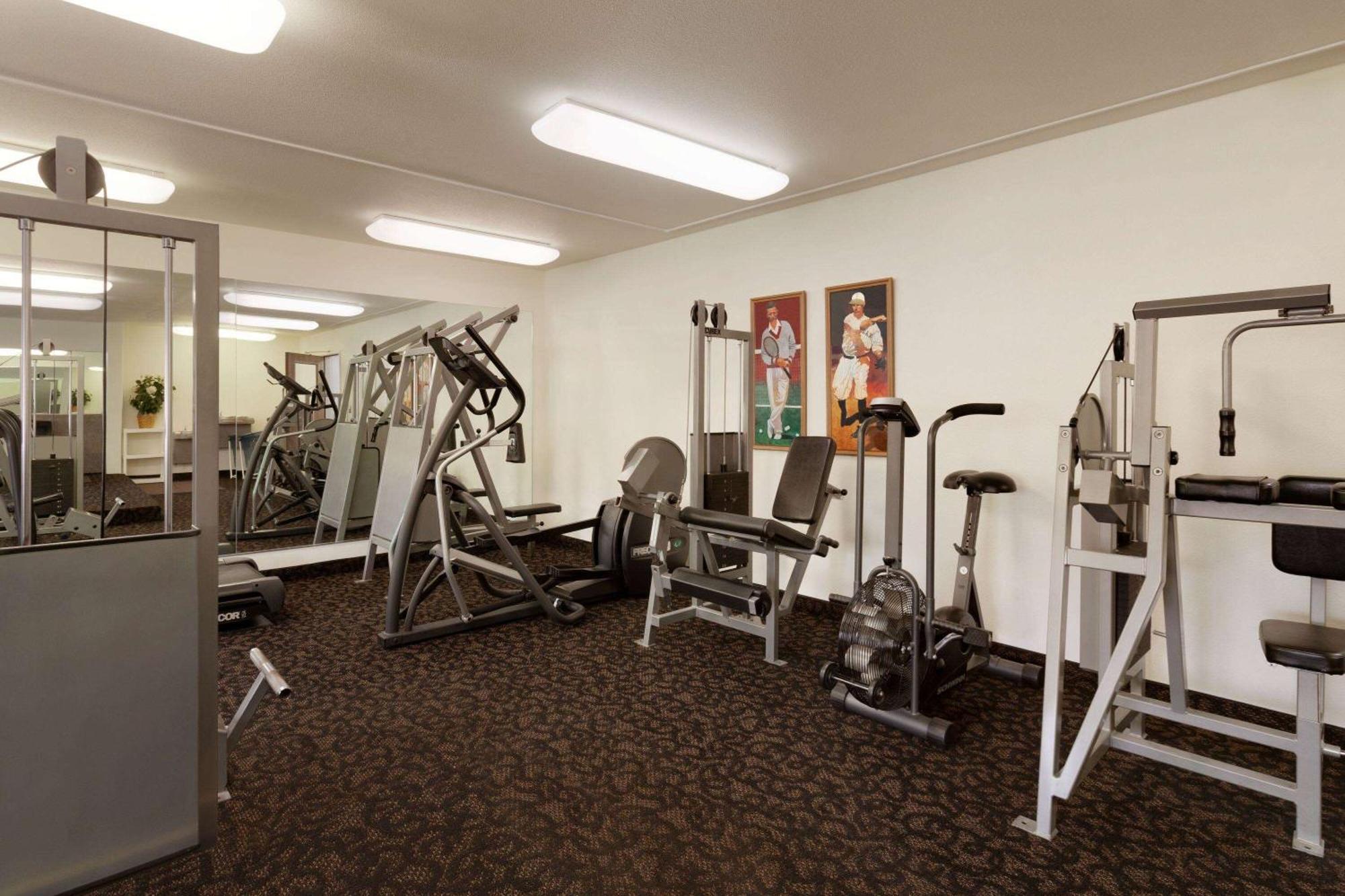 Travelodge By Wyndham Hermiston Bagian luar foto