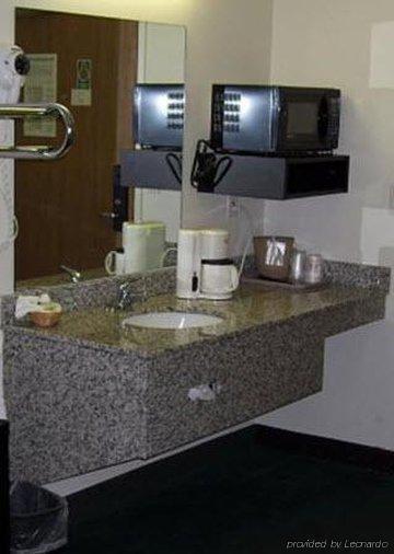 Travelodge By Wyndham Hermiston Bagian luar foto