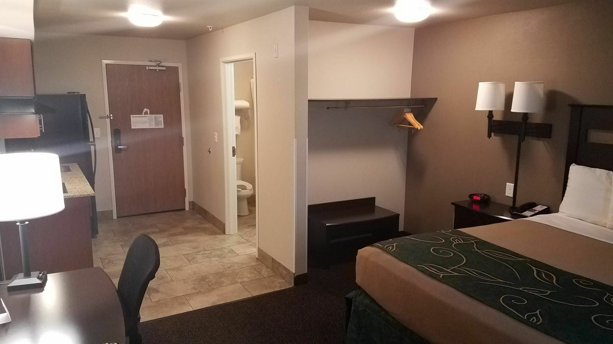 Travelodge By Wyndham Hermiston Bagian luar foto